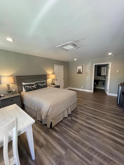 Big Bear Frontier | Big Bear Lake, California | Queen bed bedroom